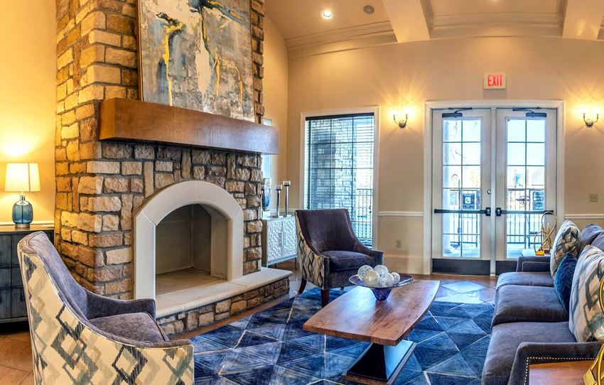 Highland Hills Apartments, 3131 Simpson Stuart Road, Dallas, TX RentCafe